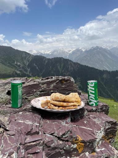 Khana Badosh Resort Kalam Bagian luar foto