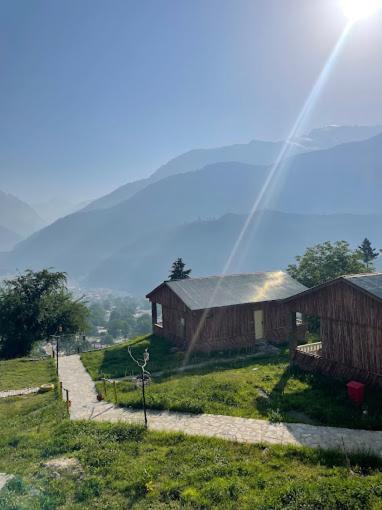 Khana Badosh Resort Kalam Bagian luar foto