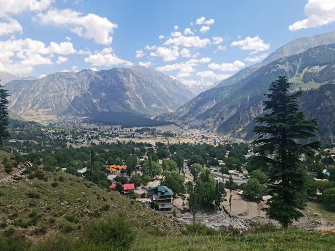 Khana Badosh Resort Kalam Bagian luar foto