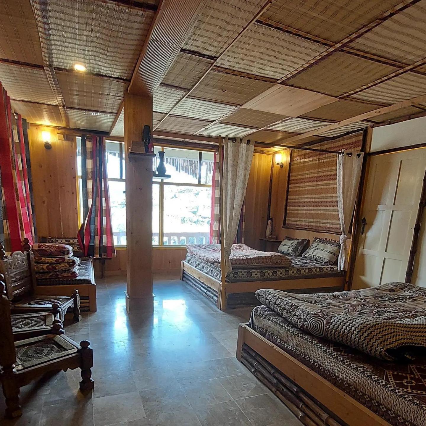 Khana Badosh Resort Kalam Bagian luar foto